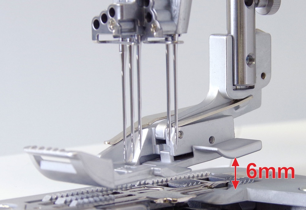 overlock a coverlock Babylock Aspire BLES5 + sada nití -5